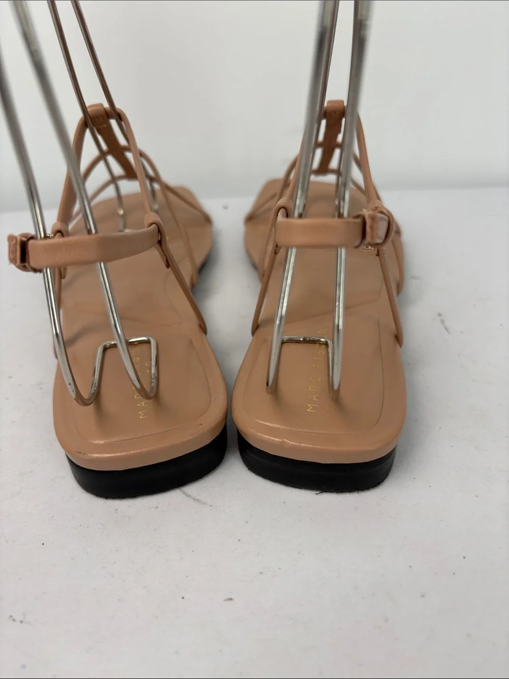 ☘️ Marc Fisher mlmarris Beige Strappy Square-Toe Flat Sandals